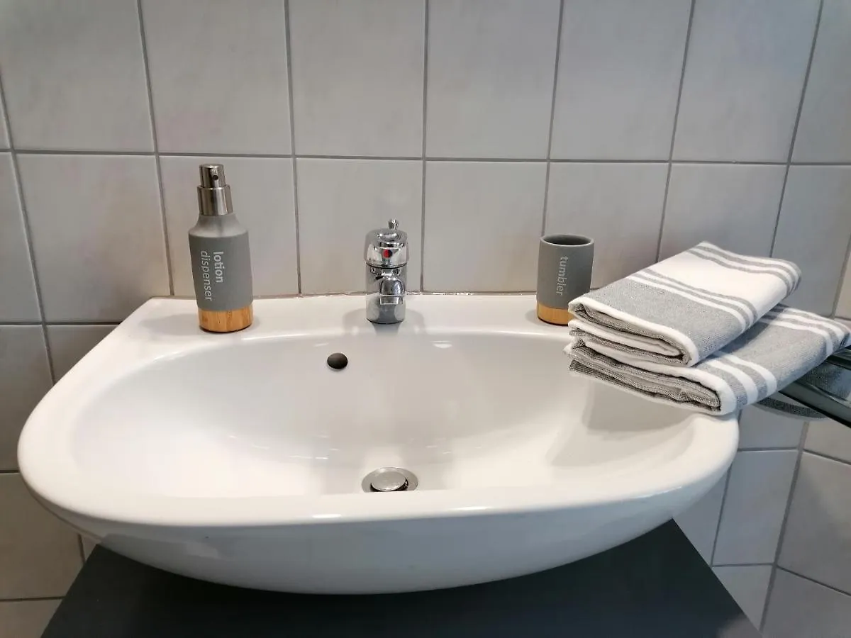 Be Our Guest - Hannover City Apartment 0*,